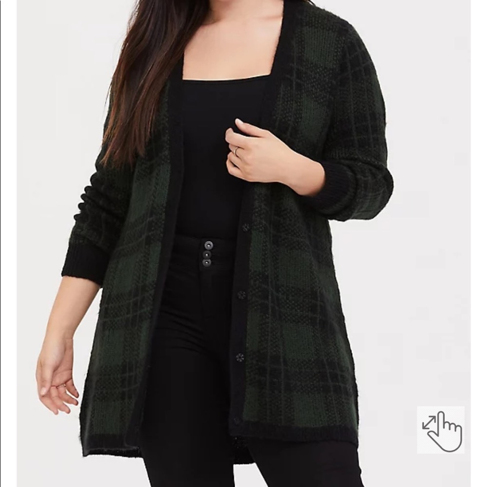 Torrid- GREEN & BLACK PLAID OPEN FRONT CARDIGAN Plus size